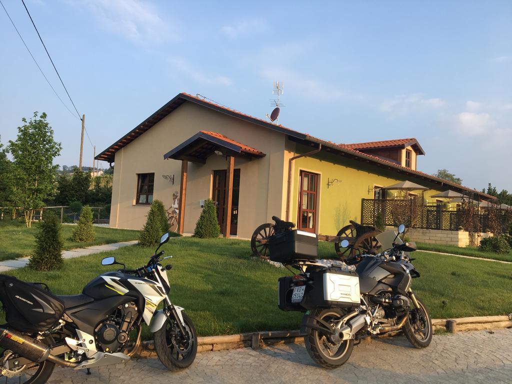Agriturismo Da Mamma Άλμπα Εξωτερικό φωτογραφία